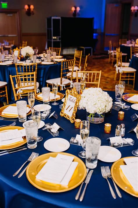 20++ Navy Blue Gold And White Wedding - PIMPHOMEE