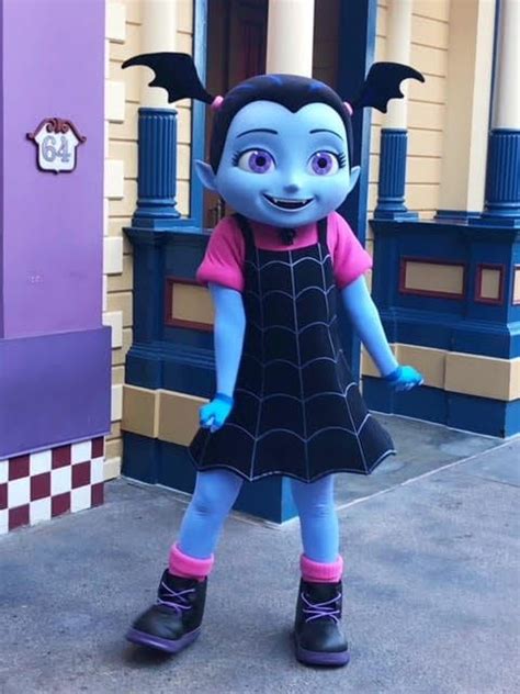 Vampirina arrives at Disneyland, Walt Disney World Resort this weekend | Disney girl characters ...