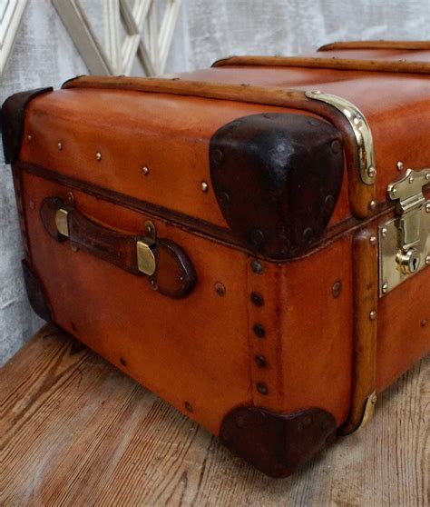 Vintage Travel Trunk, 1940s for sale at Pamono