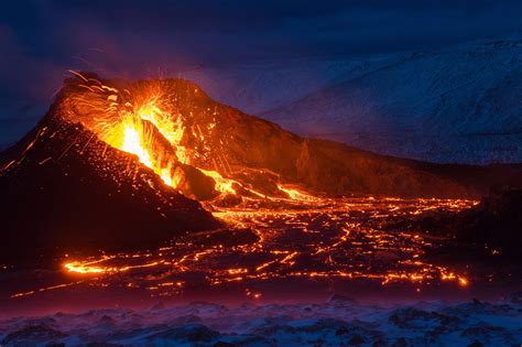 Magma Charts a Shockingly Unexpected Course Beneath Volcanoes