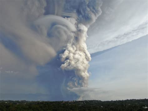 Taal Volcano Eruption: How to Protect Yourself from Ashfall and Other Imminent Dangers | Lamudi