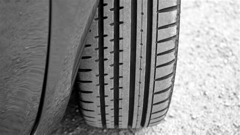 Do You Have Defective Tires? Here Are 4 Warning Signs of a Blowout - Pacin Levine Florida ...