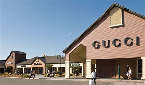 Do Business at Vacaville Premium Outlets®, a Simon Property ...