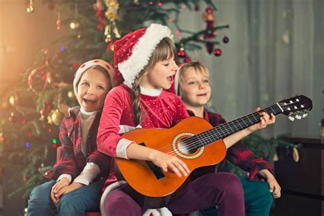 Our favourite Christmas songs - KidStart Magazine : KidStart Magazine