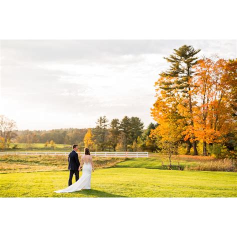 Fall Foliage Wedding Outside Portland, Maine | Fall foliage wedding ...