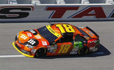 2014 Kyle Busch #18 M&M's Halloween 1/64 Diecast