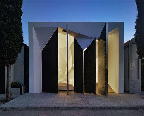 Galería de Panteón Nube / Clavel Arquitectos - 1 | Iglesias modernas ...