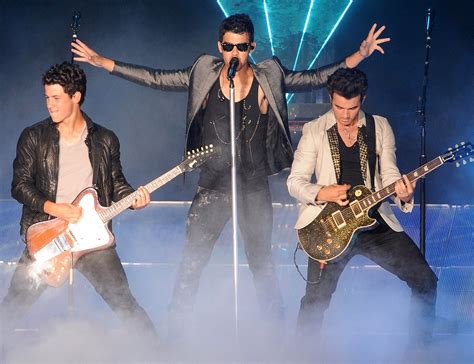 Jonas Brothers Planning Reunion Nearly 6 Years After Split