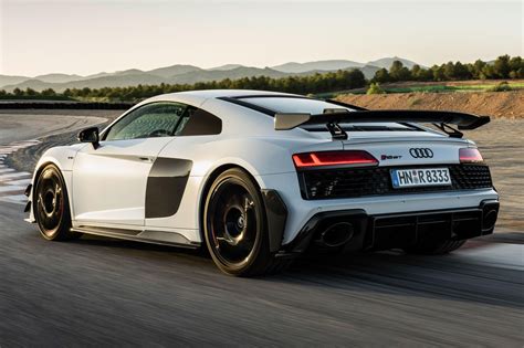 Audi R8 V10 GT RWD coupe unveiled | CarExpert