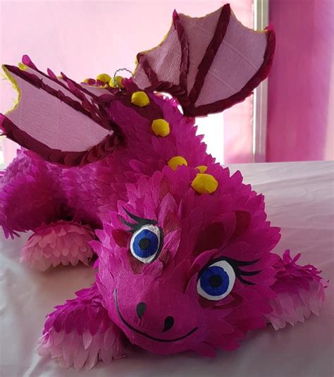 Dragon piñata made for a 1st birthday | Manualidades, Piñatas navidad, Piñatas faciles