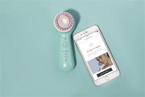 How to Use The Clarisonic Mia Smart and New Brush Heads – CurrentBody