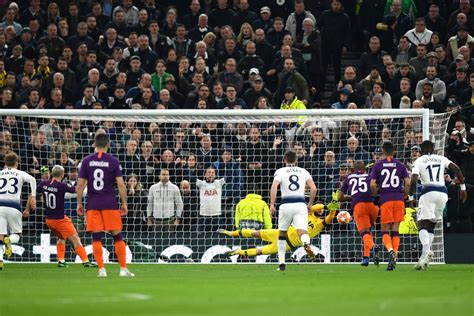 WATCH: Hugo Lloris saves early penalty vs. Manchester City - Cartilage ...