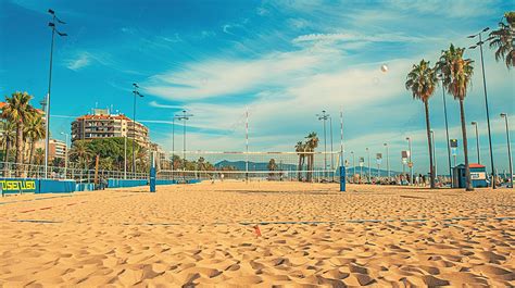 Fondo Campo De Voleibol Playa En Barcelona Fondo, Voleibol De Playa ...