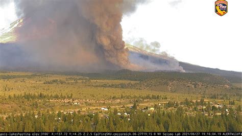 Photos: Mount Shasta looks as if it's erupting as Lava Fire burns