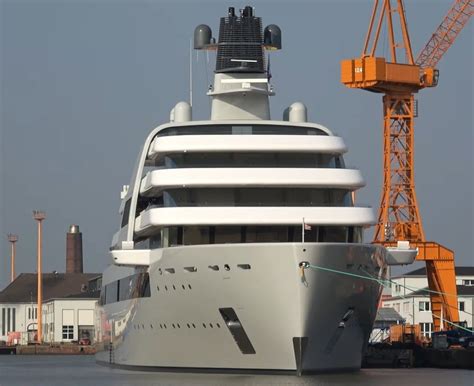 Roman Abramovich' $600,000,000 SOLARIS Yacht | SuperYachtFan