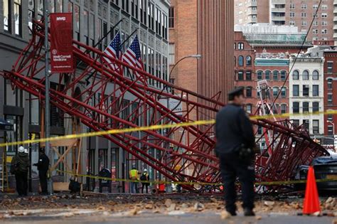 Dramatic crane collapse in New York - CBS News