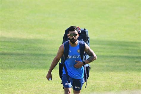 Virat Kohli plays a horizontal-bat shot in the nets | ESPNcricinfo.com