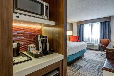 Hilton Garden Inn Boston Waltham Hotel (Waltham (MA)) - Deals, Photos & Reviews