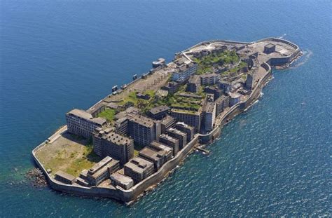 The abandoned island Hashima | Japan Amino