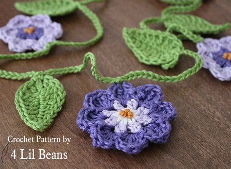 Crochet Pattern: Crochet Flower Garland Home Decor DIY