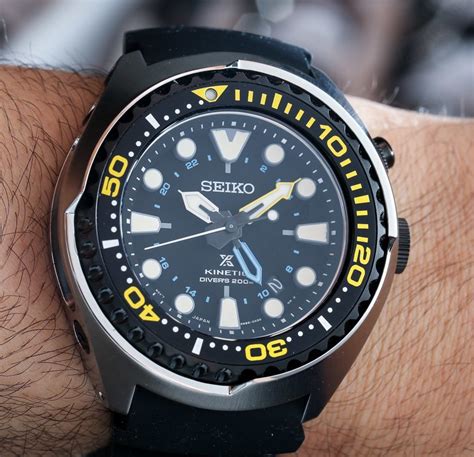 Seiko Prospex Kinetic GMT Diver's 200m Watch Hands-On | aBlogtoWatch