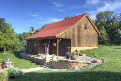 Traditional Wood Barn | Ponderosa Country Barn Project HGR610 | Photo ...