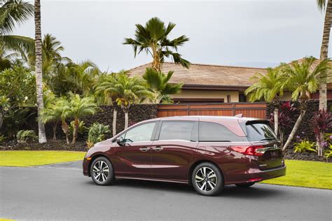 2019 Honda Odyssey Goes On Sale, Priced From $31,065 | Carscoops