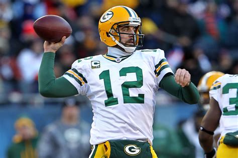 Aaron Rodgers: Why Most of The NFL Is Pulling for Him and The Green Bay ...