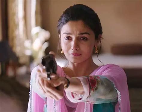 5 Inspirational Female Characters From Bollywood Movies | Filmfare.com