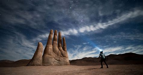 Out-of-this-World Landscape Photos of the Atacama Desert in Chile | PetaPixel