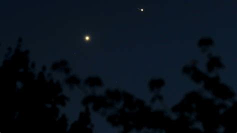 Jupiter, Venus and Mars all visible at once in dazzing, rare sky ...