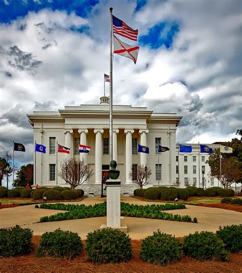 The History of the Alabama State Flag - Star Spangled Flags