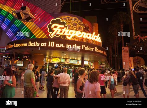 People enjoying the Las Vegas nightlife downtown on Fremont Street, Las Vegas, Nevada, USA Stock ...