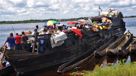 Ferry disaster in Nigeria as many fear dead after overloaded ship ‘breaks in two’ in River Niger ...