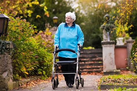 Best 4 Wheel Walkers For Seniors In 2021 - Mobility With Love | Walker for seniors, Images of ...