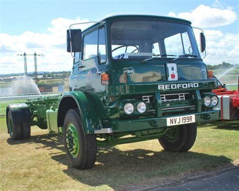 Bedford Truck, Beer Truck, Old Lorries, Interesting Information ...