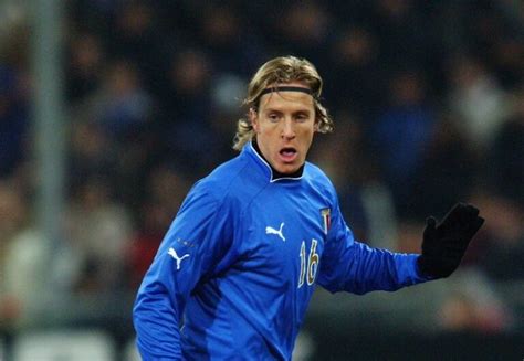 Massimo Ambrosini con la maglia dell’Italia con cui ha collezionato trentacinque presenze