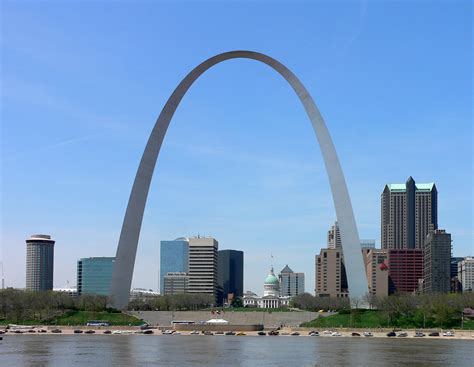 File:St Louis Gateway Arch.jpg - Wikipedia