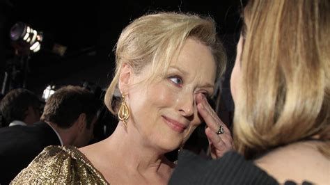 Meryl Streep wins third Oscar for Iron Lady – Channel 4 News