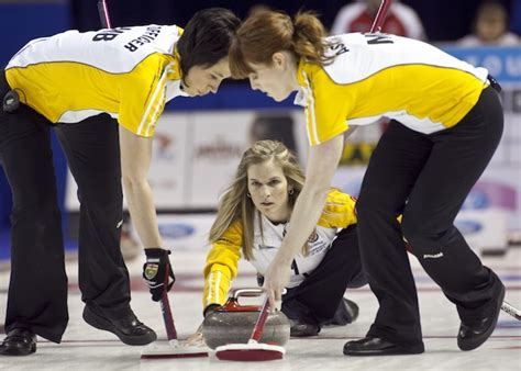 Curling Canada | Scotties and Tankard playdowns underway