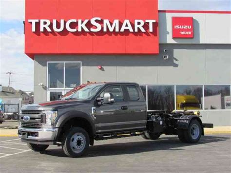 Ford F550 Super Duty Hook Lift (2018) : Van / Box Trucks