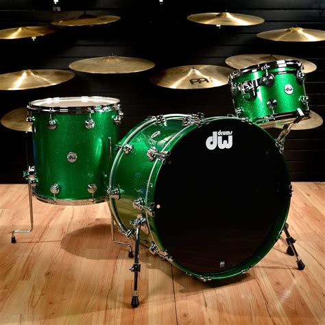 DW Collector's Series 13/16/24 3pc. Maple Drum Kit Green Sparkle Speci ...