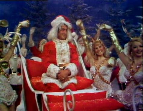 ilovedinomartin: Dean Martin welcomes his friends to his Christmas show from 1968, with lots of ...