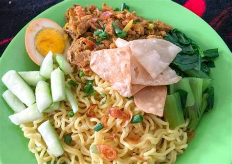 Resep Mie Ayam Pangsit oleh Falih's Kitchen - Cookpad