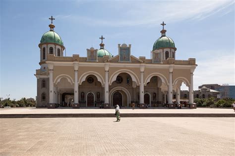 Orthodox Cathedral exterior, Addis Ababa, Ethiopia [OC] [5616 x 3744] : r/ArchitecturePorn