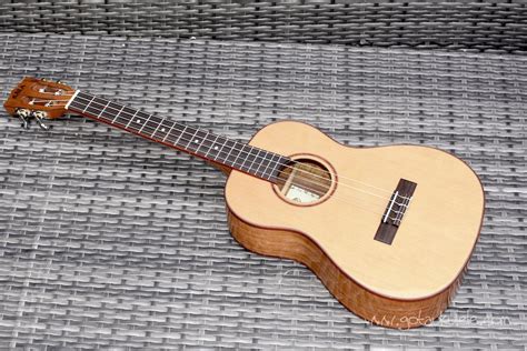 Kala KA-ABP-CTG Baritone Ukulele - REVIEW