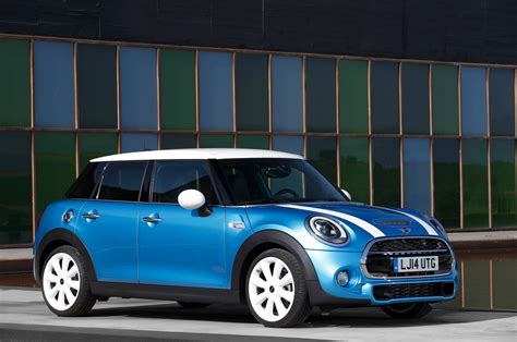 2015 Mini Cooper Hardtop 4-Door Review