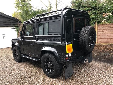 Landrover Defender: Black Land Rover Defender 90 tdi All Black fully loaded