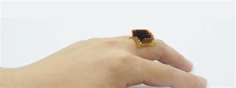 A new device can use your body heat to increase battery life