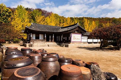 Yongin Korean Folk Village + Han River Night Music Cruise one day tour ...